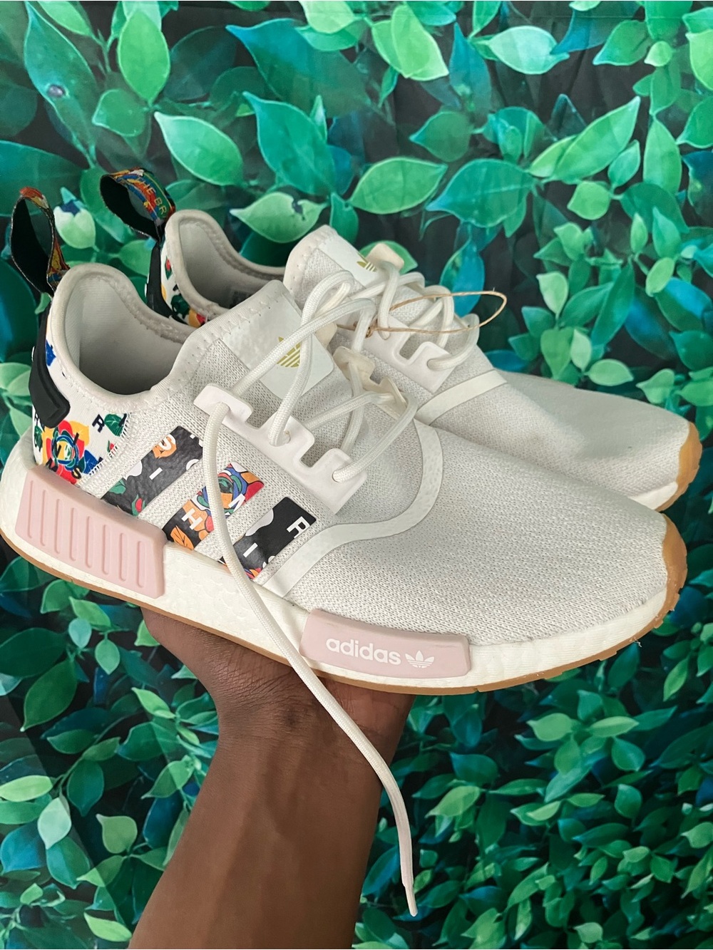 adidas men’s ' White & Pink NMD R1 Casual Sneakers